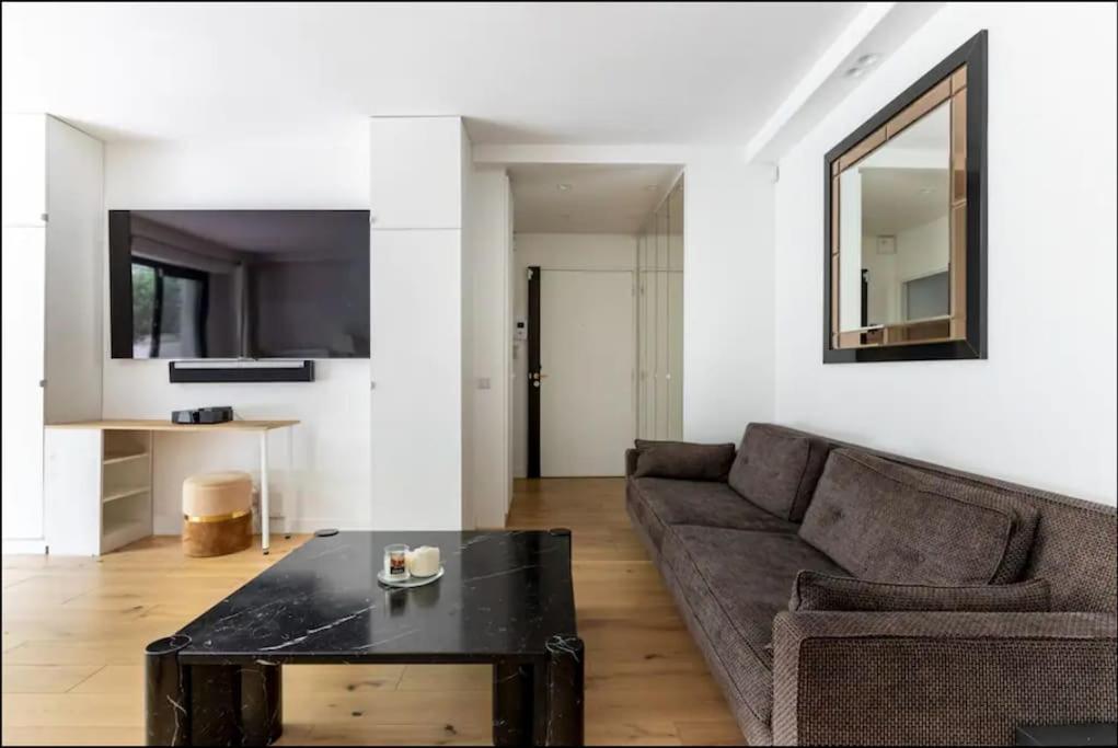 Appartamento Passy/ranelagh : Superbe Avec Terrasse *
